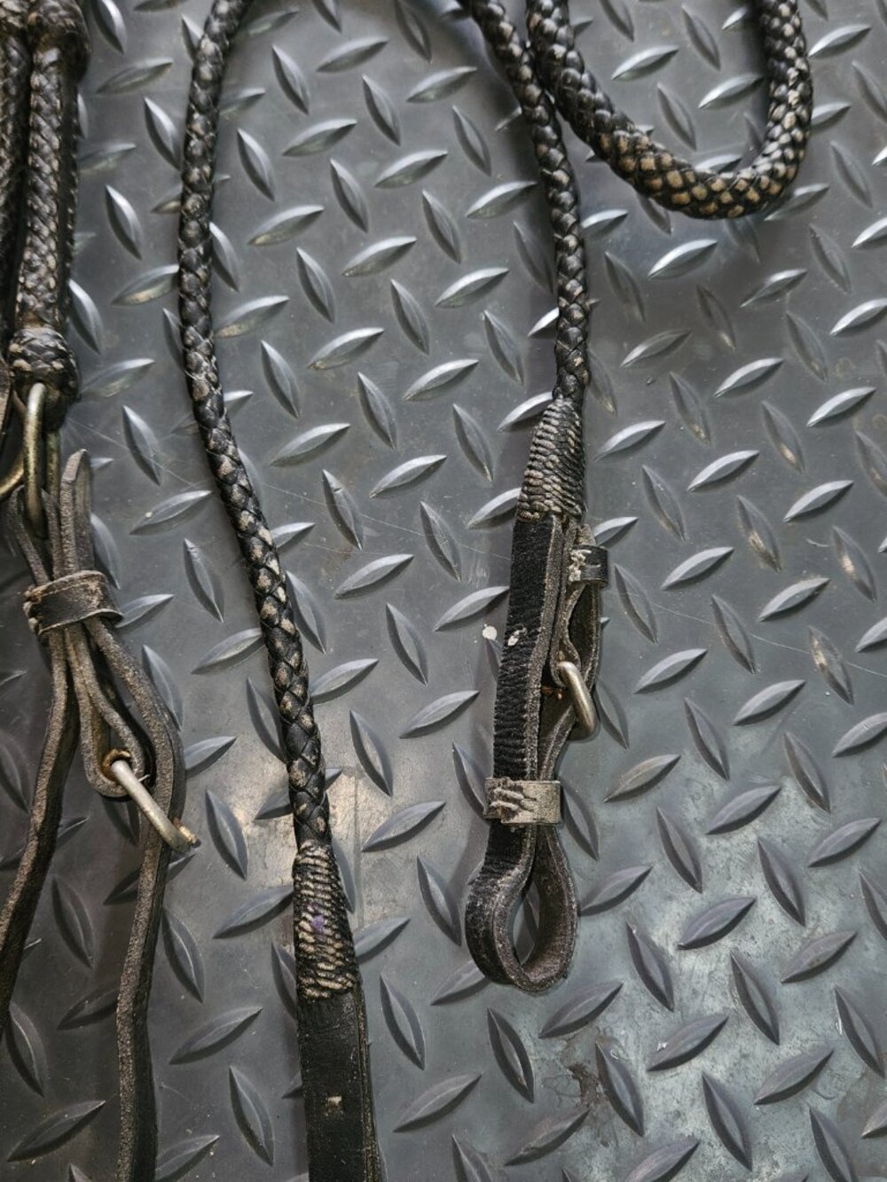 BRAIDED ROMEL REINS AND BIT HANGER  {#93-6} - Picture 4 of 6